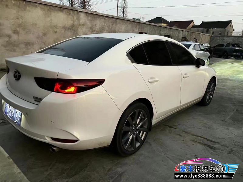22年马自达昂克赛拉轿车抵押车出售
