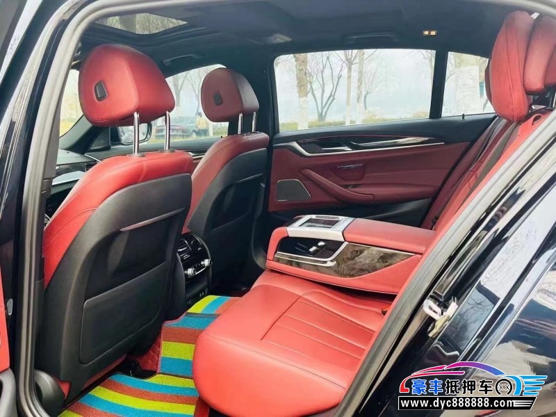 20年宝马5系轿车抵押车出售