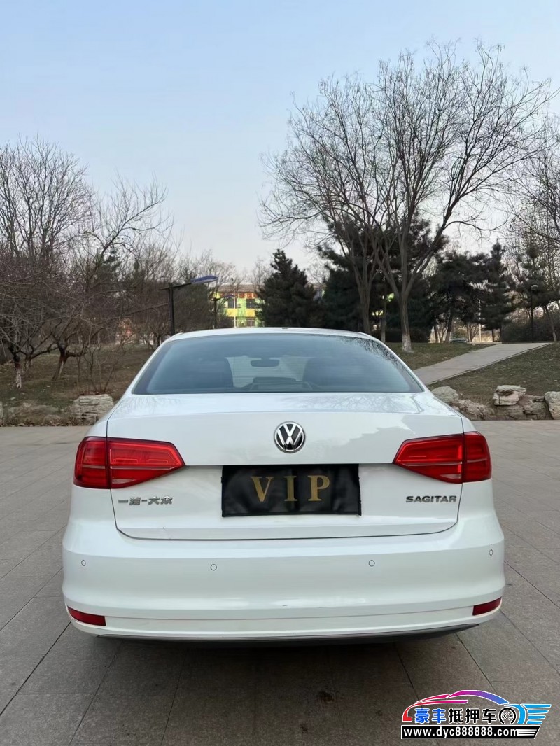 18年大众速腾轿车抵押车出售