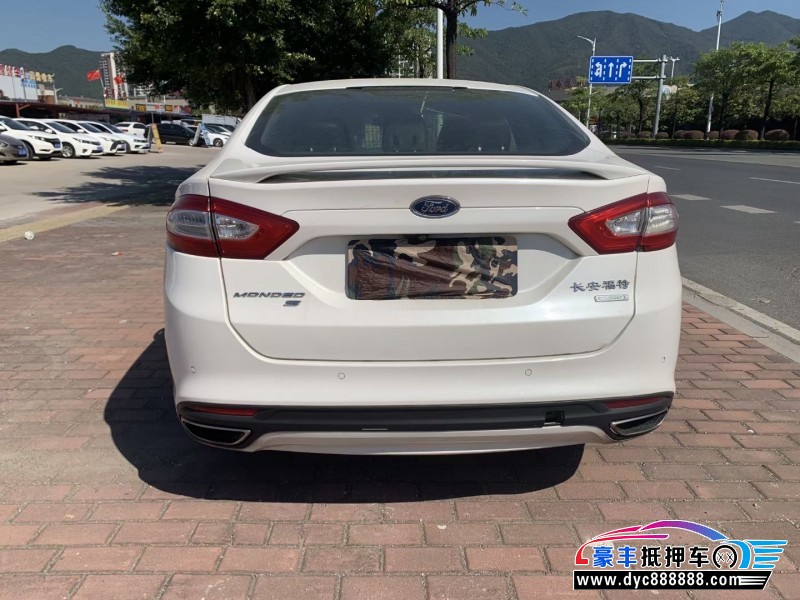 14年福特蒙迪欧轿车抵押车出售