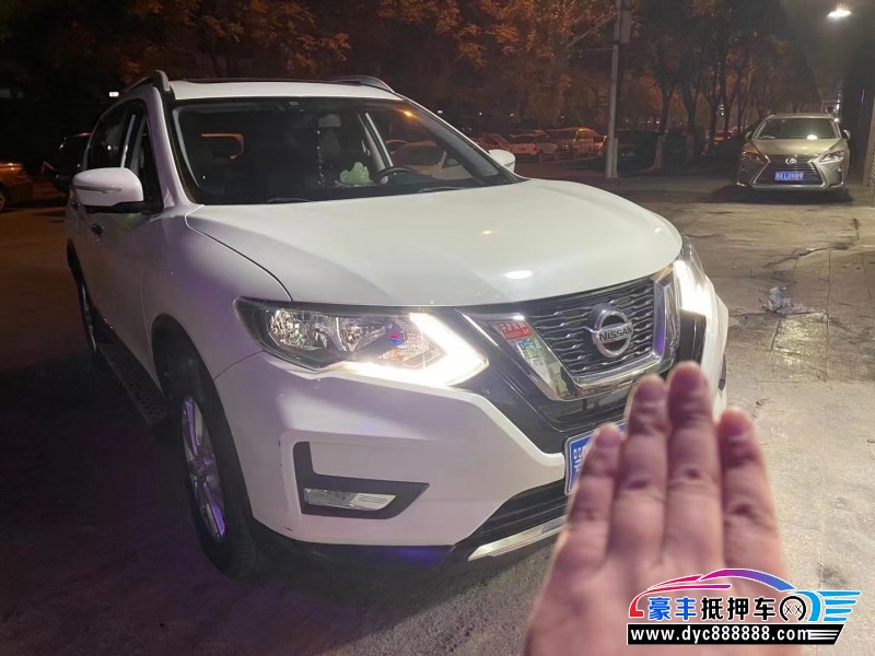 18年日产奇骏轿车抵押车出售