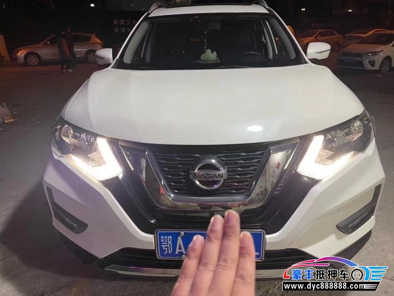 18年日产奇骏轿车抵押车出售