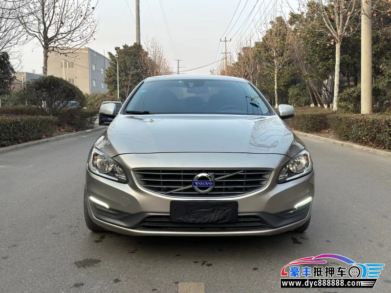 16年沃尔沃S60轿车抵押车出售