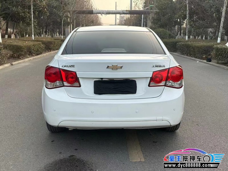 14年雪佛兰科鲁兹轿车抵押车出售