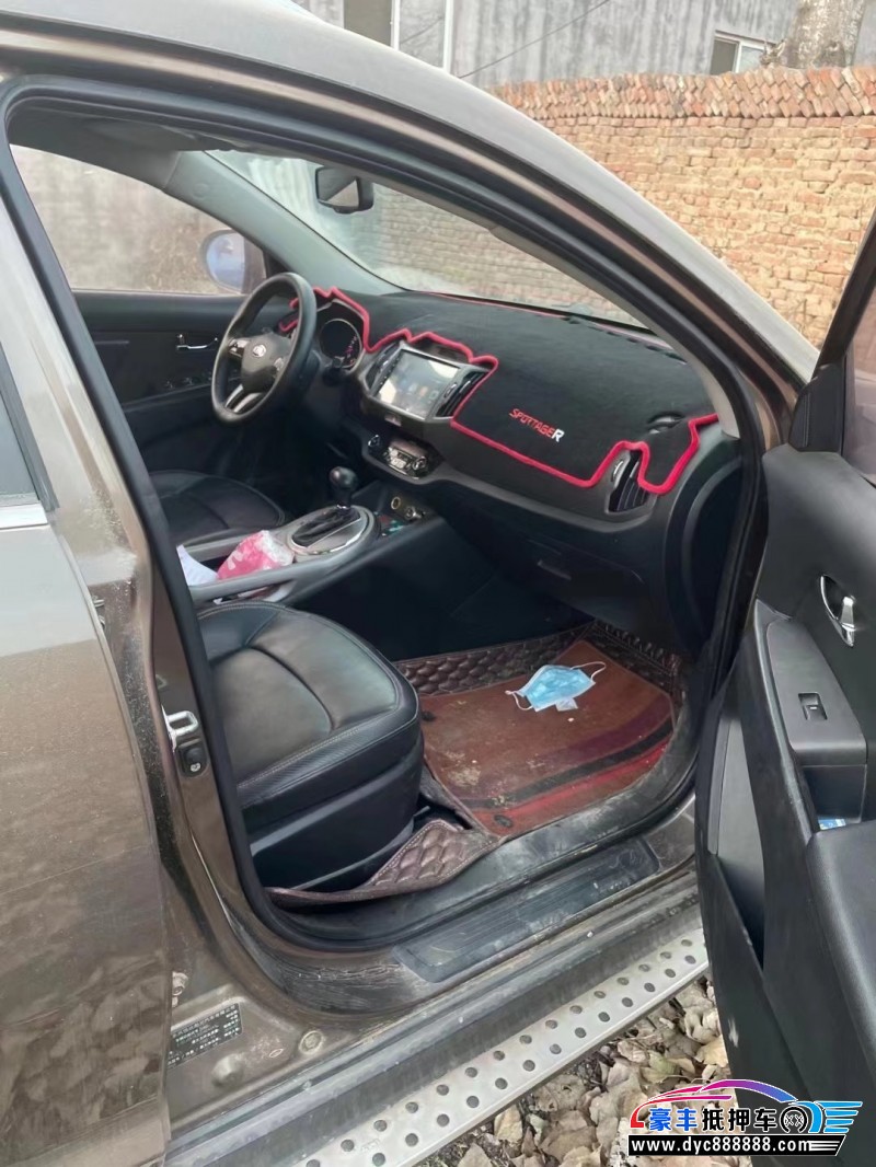 16年起亚智跑SUV抵押车出售