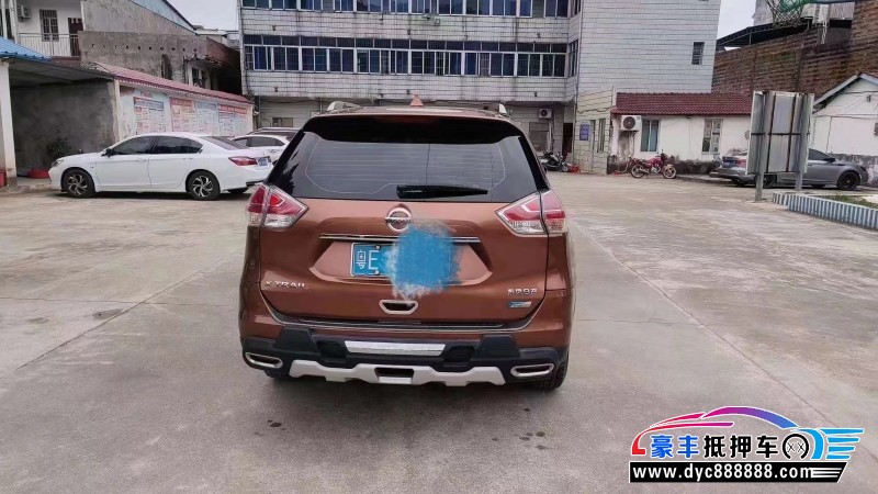 15年日产奇骏轿车抵押车出售