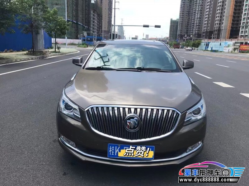 15年别克君越轿车抵押车出售