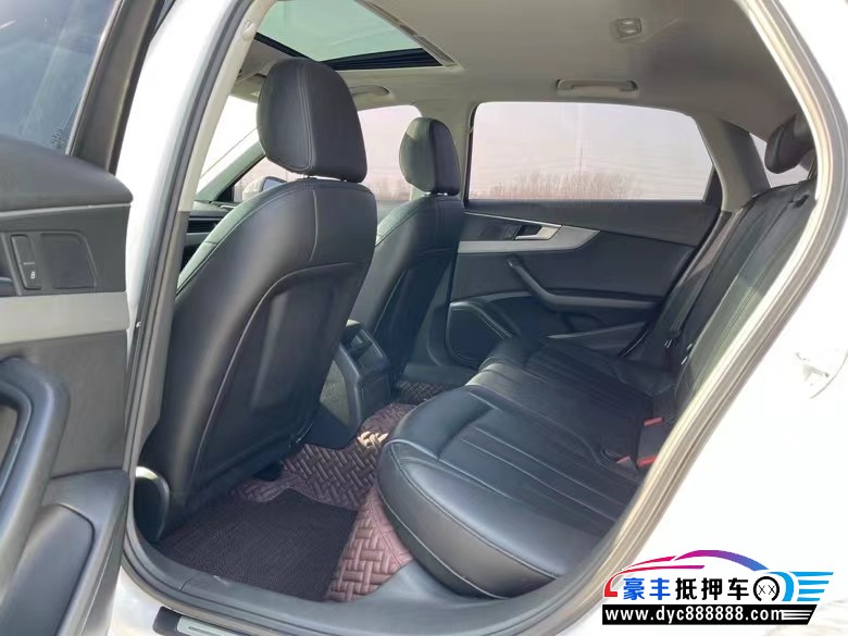 17年奥迪A4轿车抵押车出售