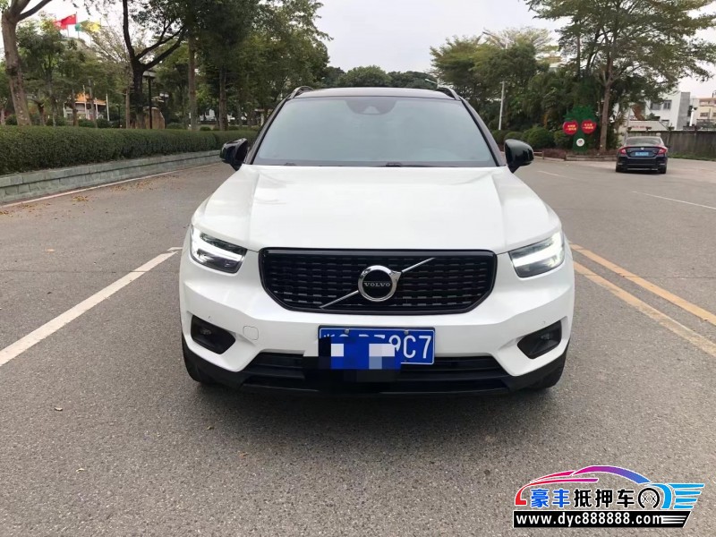 19年沃尔沃XC40SUV抵押车出售