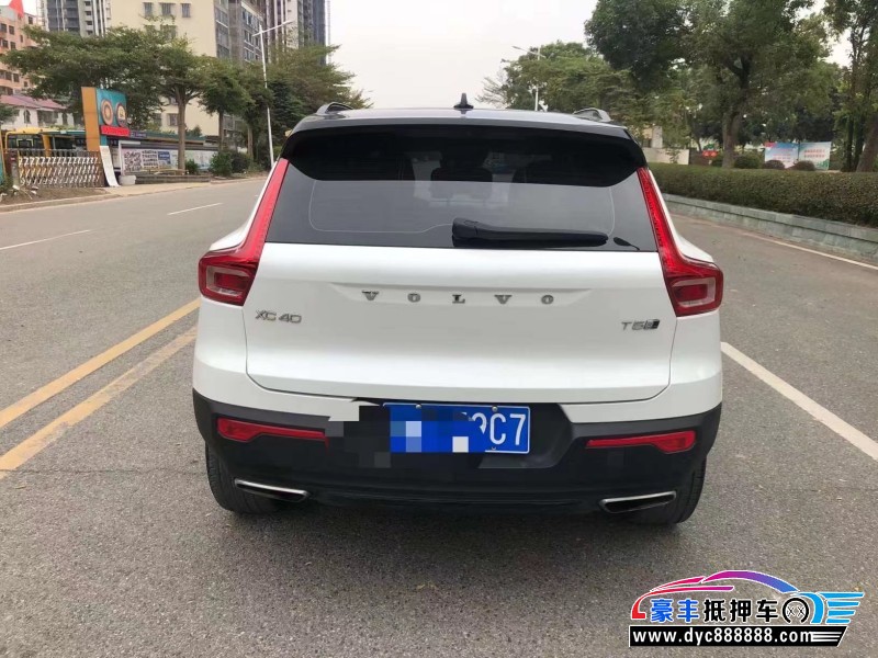 19年沃尔沃XC40SUV抵押车出售
