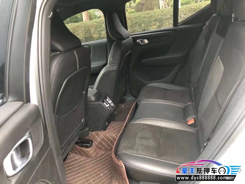 19年沃尔沃XC40SUV抵押车出售