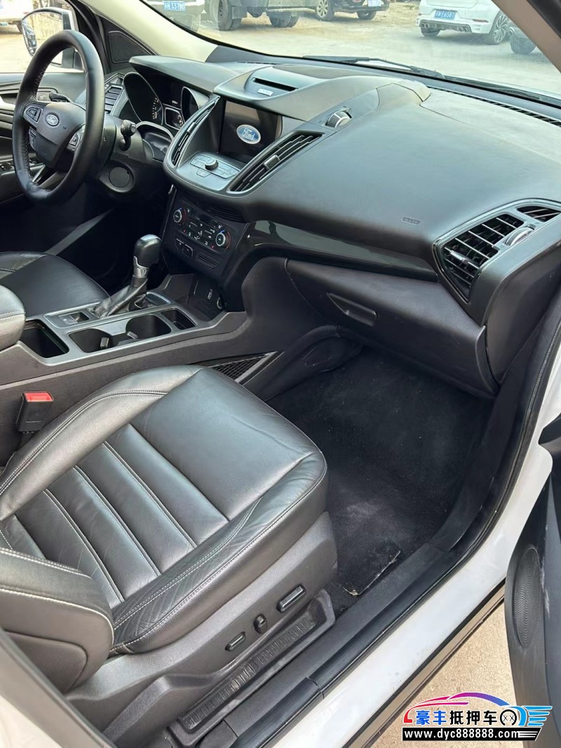 17年福特翼虎轿车抵押车出售