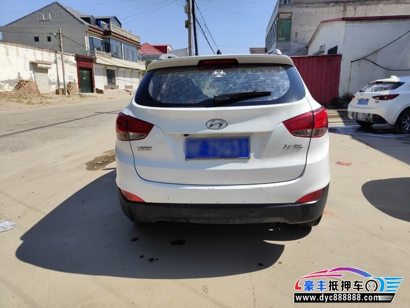 13年现代ix35SUV抵押车出售