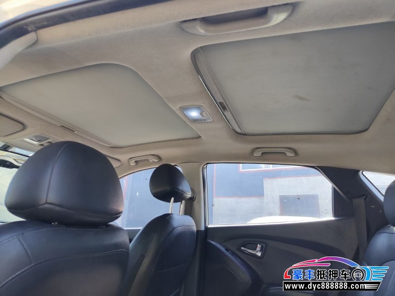 13年现代ix35SUV抵押车出售