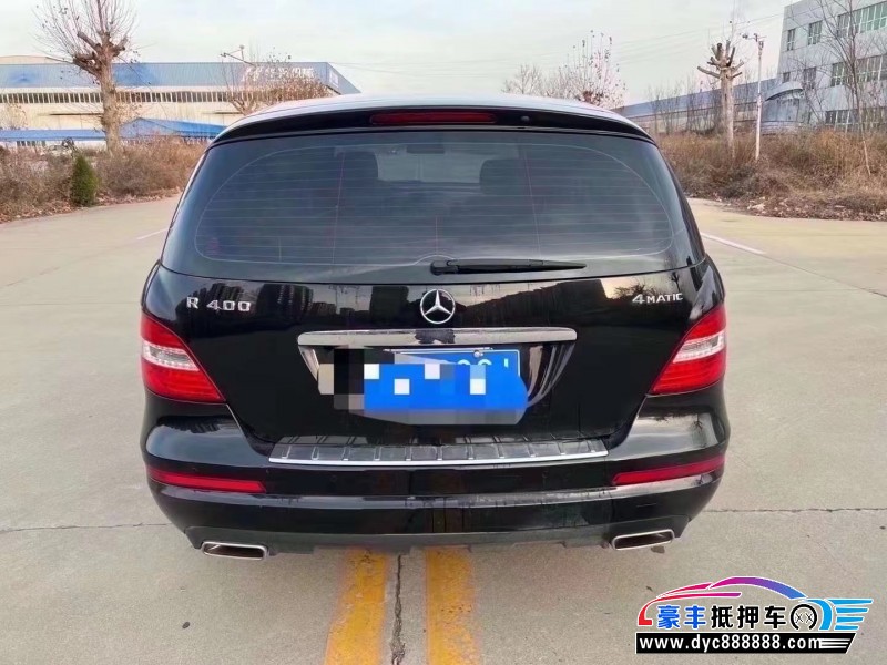 17年奔驰R级轿车抵押车出售