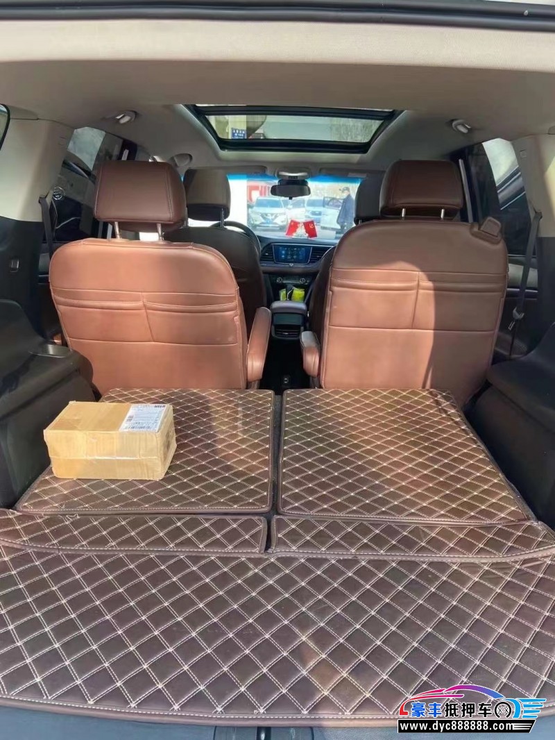 18年别克别克GL6轿车抵押车出售