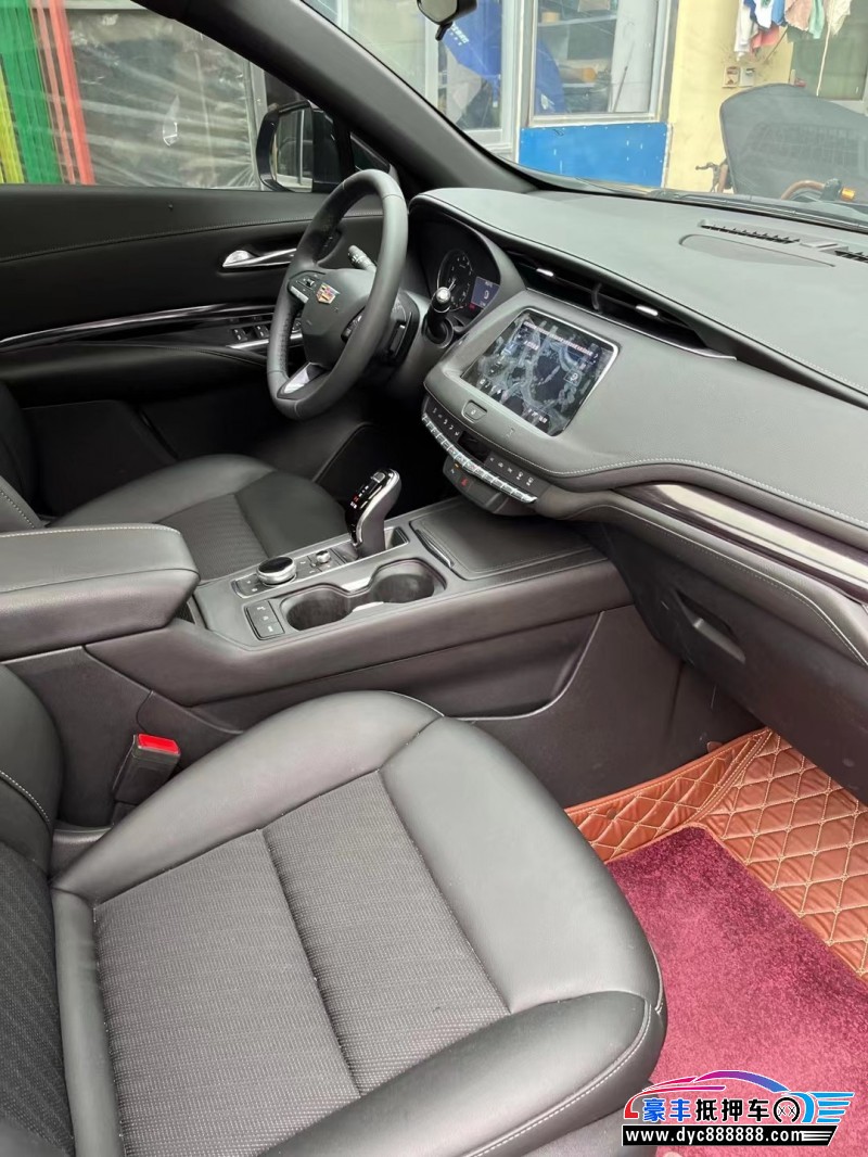 21年凯迪拉克XT4轿车抵押车出售