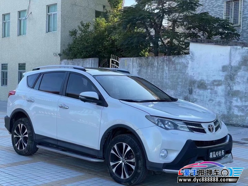 16年丰田RAV4轿车抵押车出售