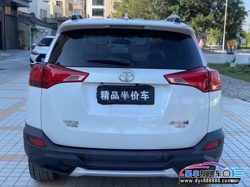 16年丰田RAV4轿车抵押车出售