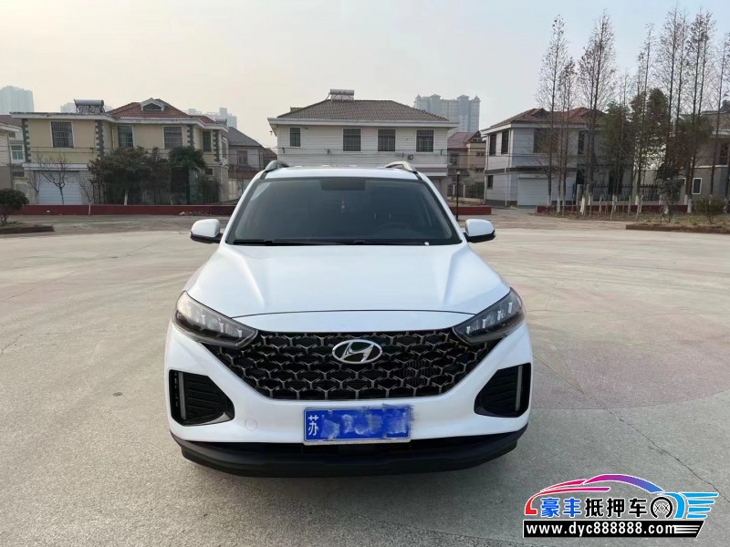 22年现代ix35轿车抵押车出售