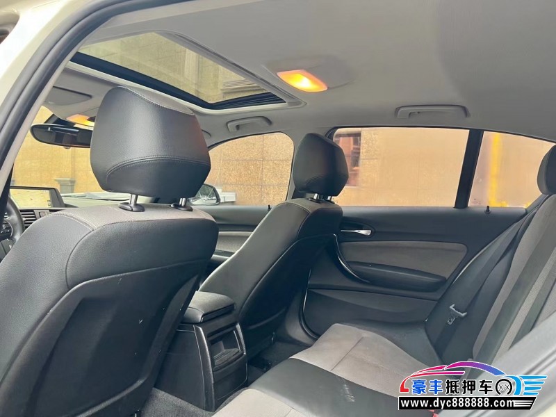 14年宝马1系轿车抵押车出售