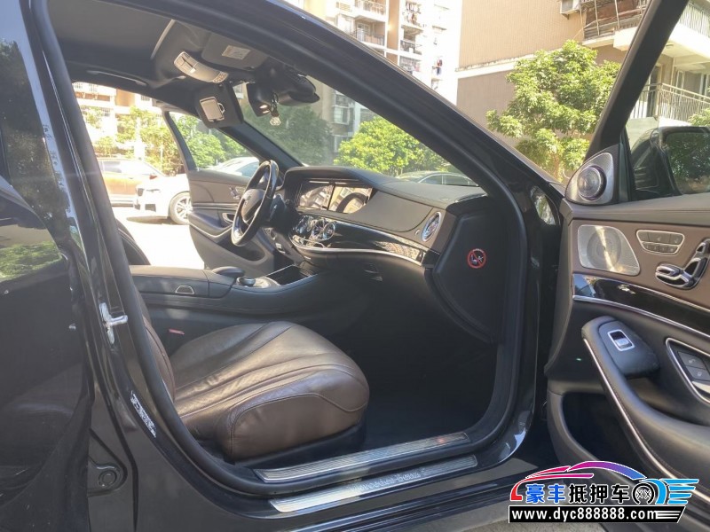 14年奔驰S轿车抵押车出售