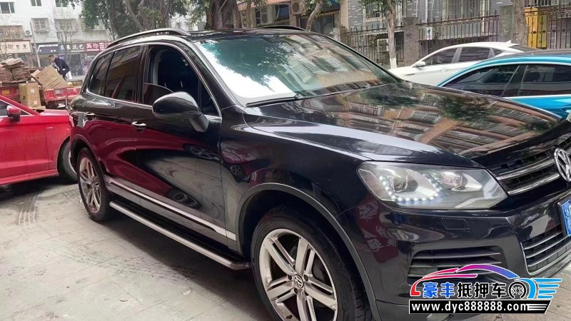 14年大众途锐SUV抵押车出售