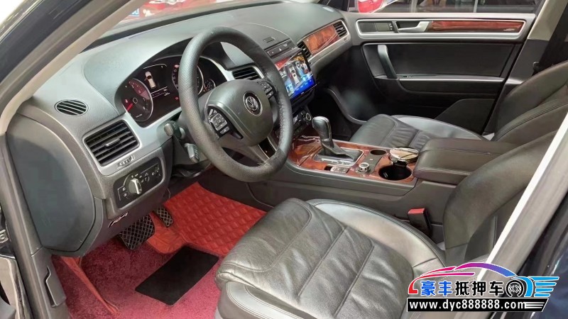 14年大众途锐SUV抵押车出售