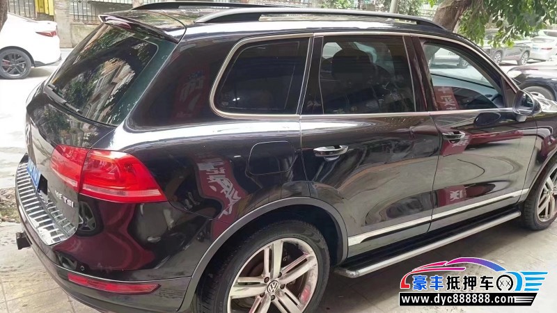 14年大众途锐SUV抵押车出售