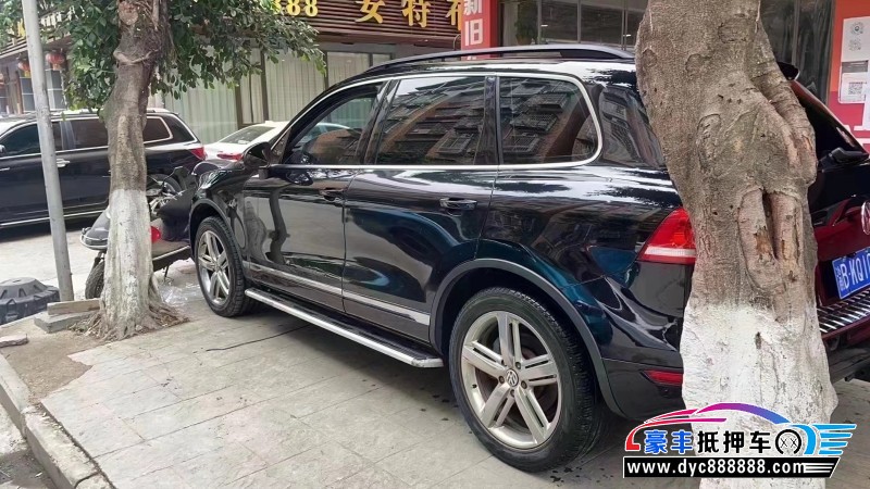 14年大众途锐SUV抵押车出售