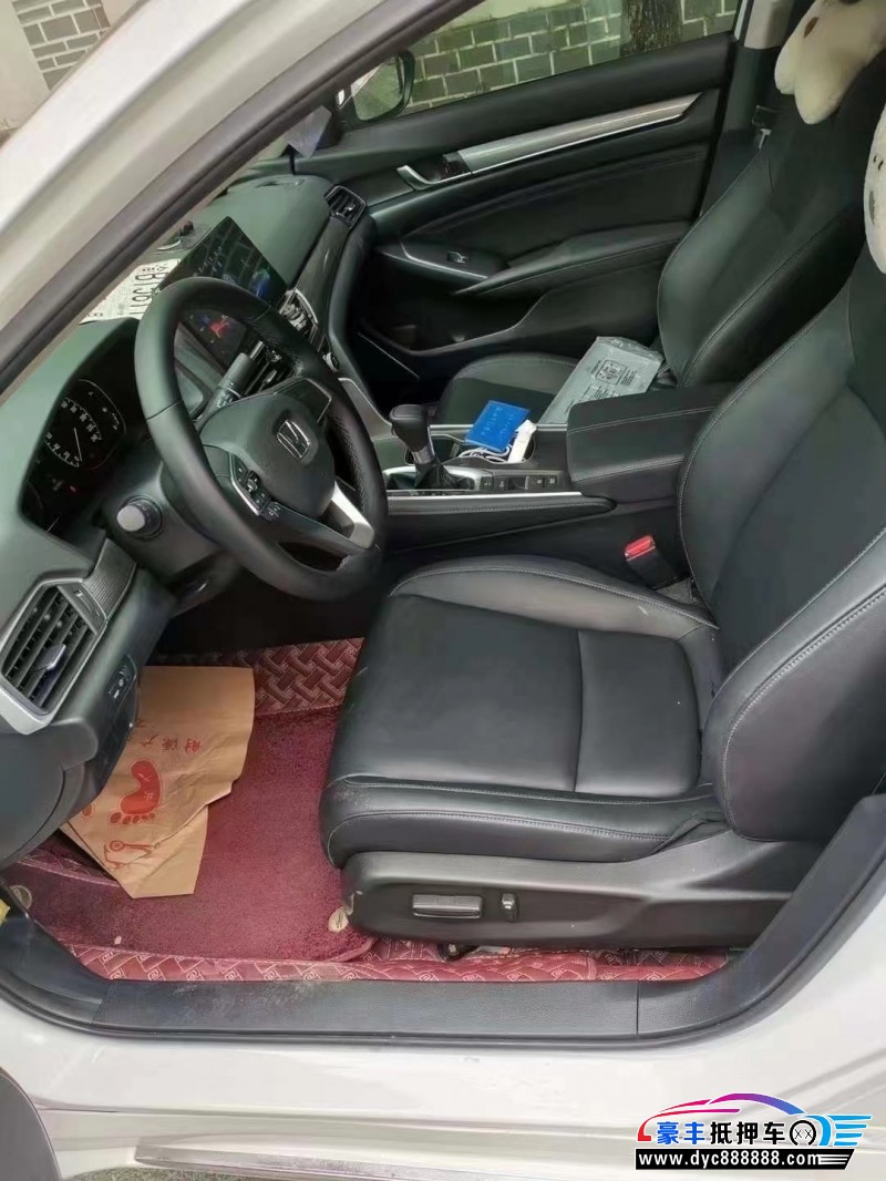 22年本田雅阁轿车抵押车出售