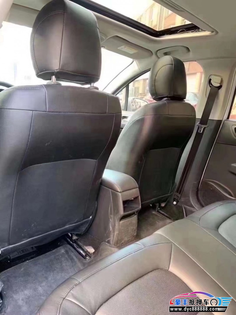 17年雪铁龙世嘉轿车抵押车出售