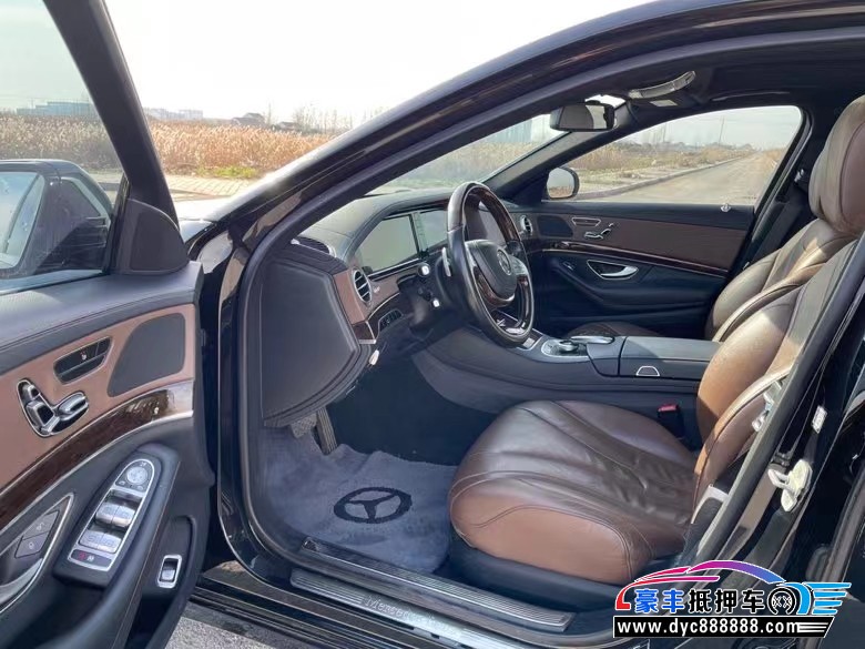 18年奔驰S轿车抵押车出售