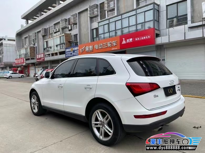 17年奥迪Q5轿车抵押车出售