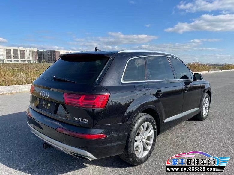 18年奥迪Q7轿车抵押车出售