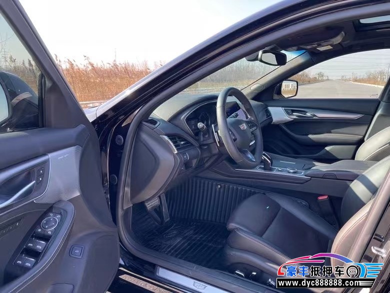 21年凯迪拉克CT5轿车抵押车出售