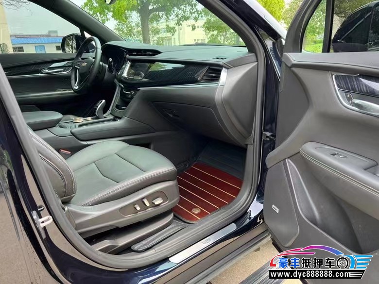 21年凯迪拉克xt6轿车抵押车出售