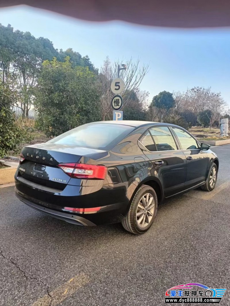 22年斯柯达明锐轿车抵押车出售