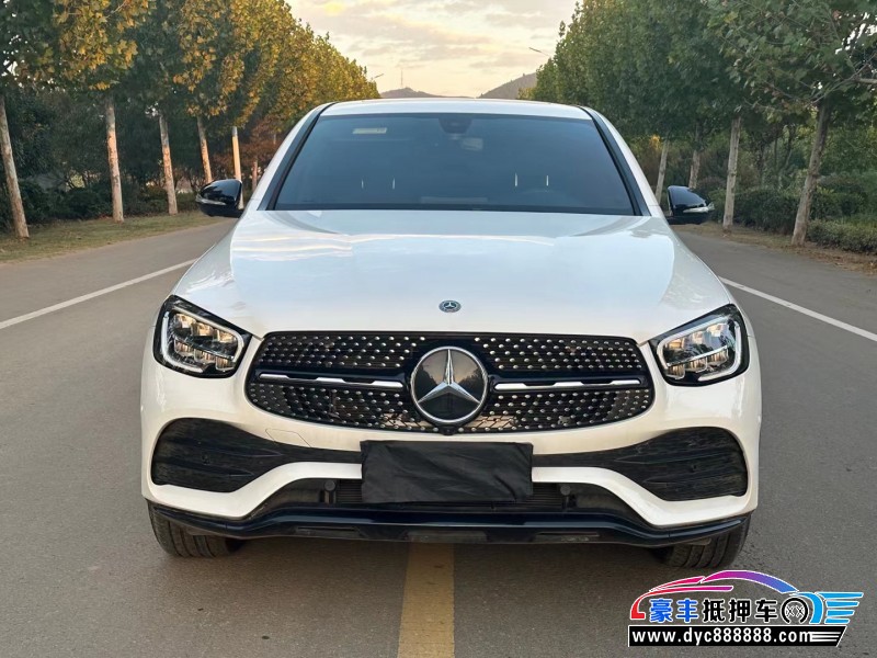 20年奔驰GLC轿车抵押车出售