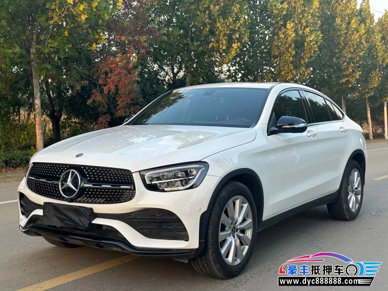 20年奔驰GLC轿车抵押车出售