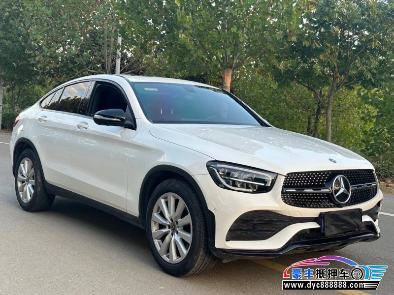20年奔驰GLC轿车抵押车出售