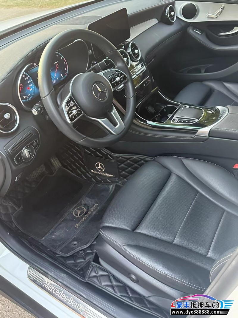 20年奔驰GLC轿车抵押车出售