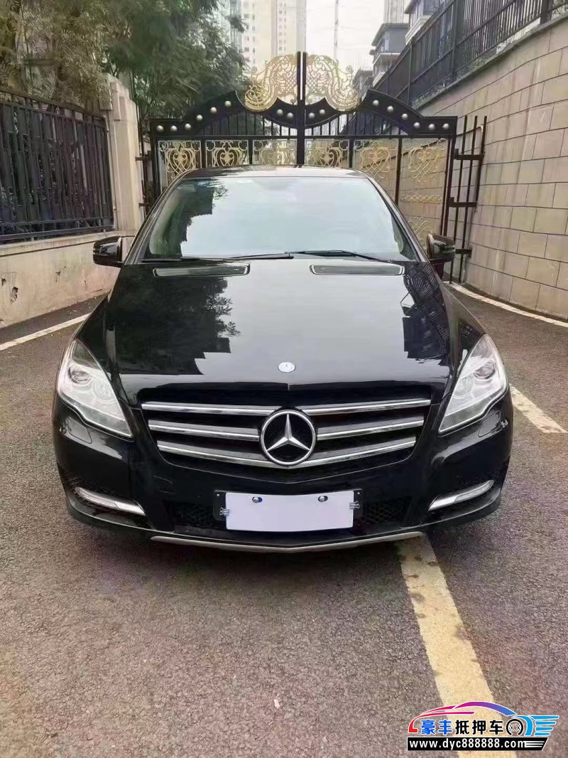 14年奔驰R轿车抵押车出售