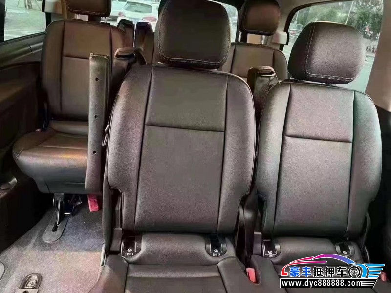 20年奔驰威霆(进口)轿车抵押车出售