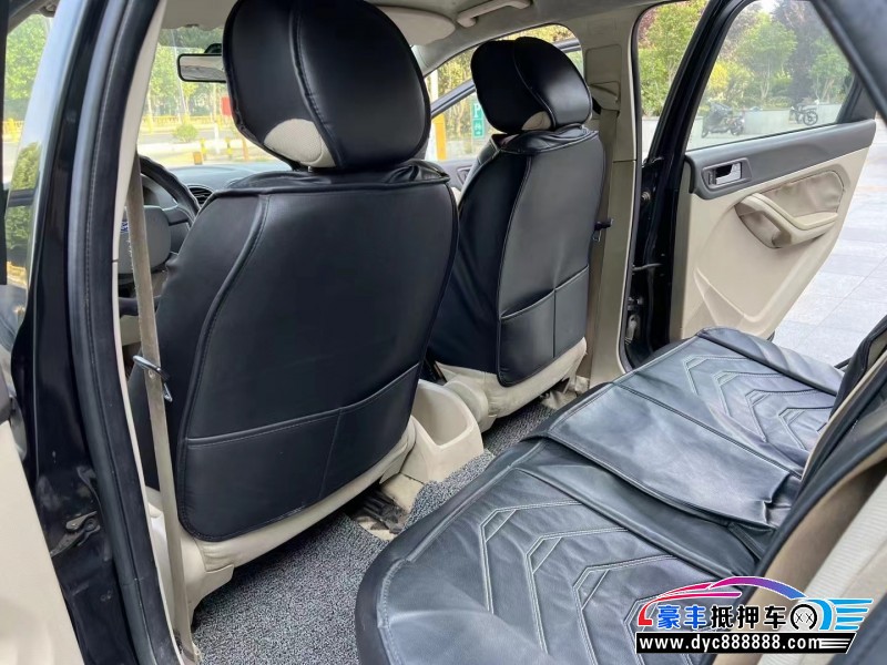 09年福特福克斯轿车抵押车出售