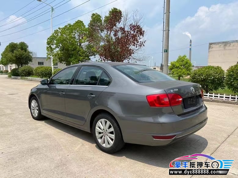 15年大众速腾轿车抵押车出售