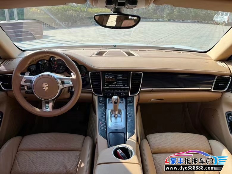 13年保时捷帕纳梅拉轿车抵押车出售