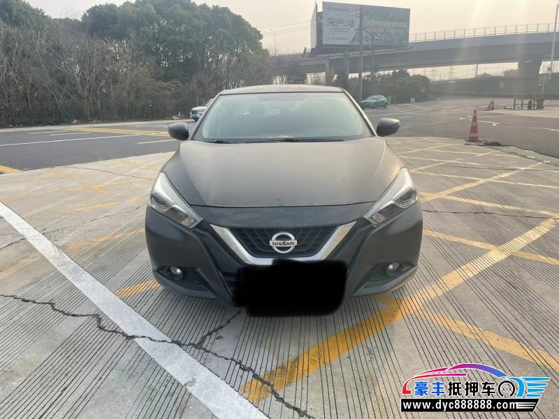 17年日产蓝鸟轿车抵押车出售