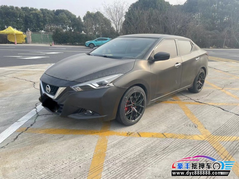 17年日产蓝鸟轿车抵押车出售