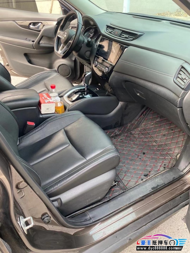 21年日产奇骏SUV抵押车出售